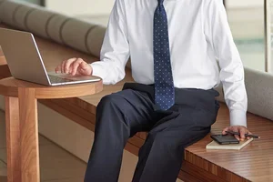 Start the workweek with a newer and smarter look